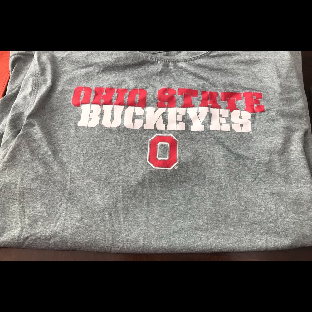 OHIO STATE BUCKEYES Men’s Gray T-shirt, Size M